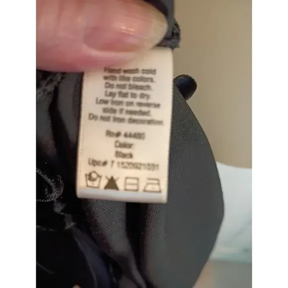 White Stag 1 Pc. Cardigan Looks Like 2pc Black Velvet Sz XL Holiday Festive... - Picture 8 of 9